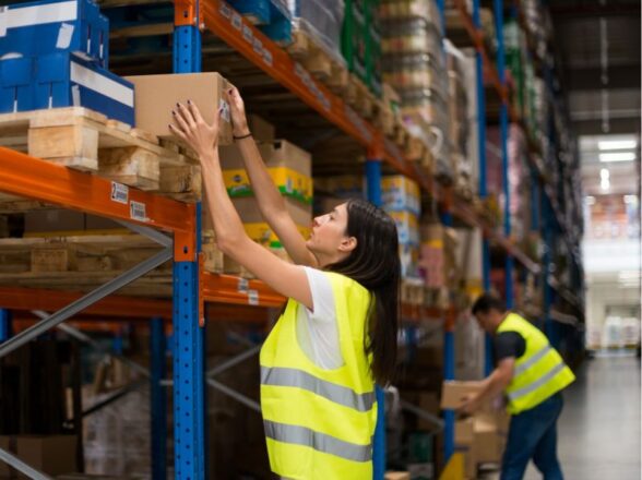 Qué es el picking y packing: guía completa para ecommerce